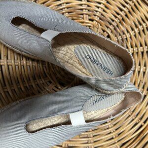 Comfy Casual Bernardo Flats